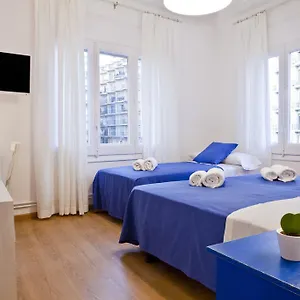 Blue 2* Barcelone