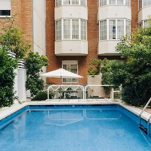Gran Derby Suites, A Small Luxury Of The World 4* Barcelona